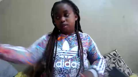 liliah online show from October 3, 8:19 am