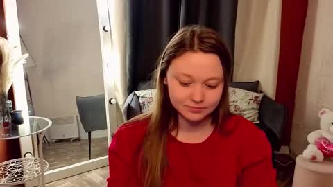 Lilian online show from February 5, 1:25 pm