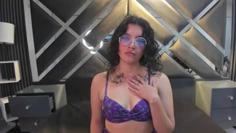  Lili  online show from January 17, 3:12 am