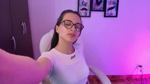 Leidy online show from March 6, 11:09 pm