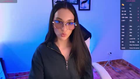 Leidy online show from December 19, 10:35 pm