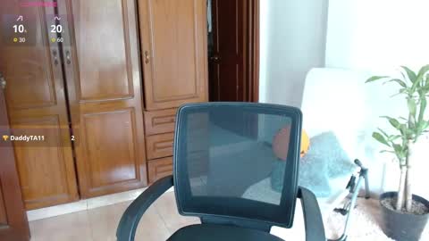 lili online show from October 24, 2:24 pm