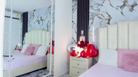 Lilith  online show from February 14, 5:19 am