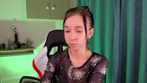 lilithstrangfor online show from December 16, 4:55 am