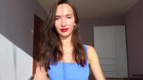 Lillian online show from September 26, 4:32 am