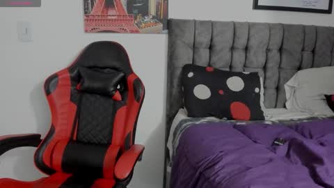 lillith_777 online show from October 19, 11:29 pm