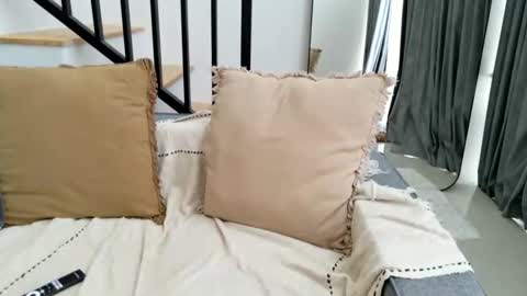 LillyParker online show from October 3, 2:38 am