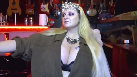 Lillyth Eden online show from October 8, 5:12 am