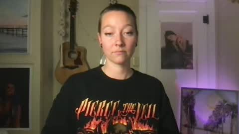 Lilpeachykeenn online show from December 26, 3:38 am