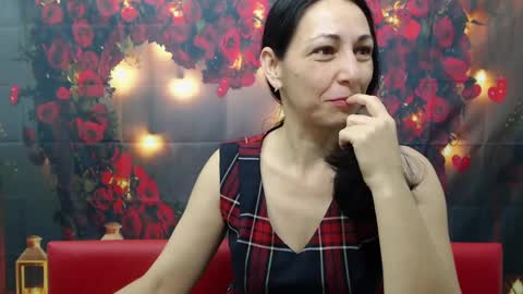 lilugrants online show from January 31, 5:19 am