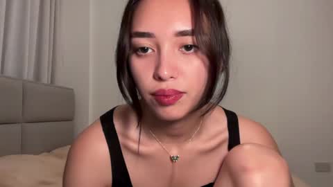 Lily online show from May 12, 6:25 pm