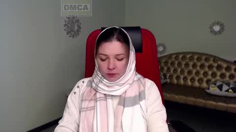 Lily online show from March 10, 3:45 am