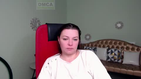 Lily online show from February 5, 4:06 am