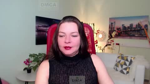 Lily online show from November 21, 5:09 am