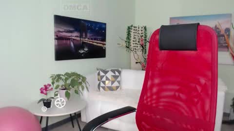 Lily online show from November 24, 4:58 am