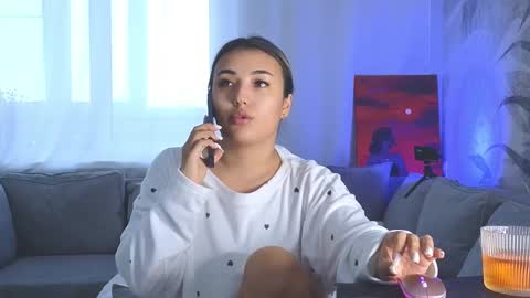 Lily online show from February 17, 5:47 am