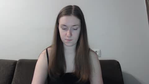 lily_love_x online show from February 13, 3:29 am