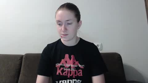 lily_love_x online show from February 9, 6:01 am