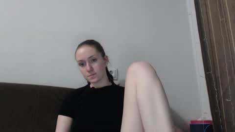 lily_love_x online show from March 25, 11:51 pm
