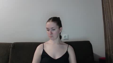 lily_love_x online show from January 7, 11:52 pm