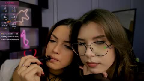 Lily online show from October 11, 9:50 pm