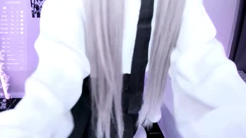 Lily online show from October 14, 11:18 pm