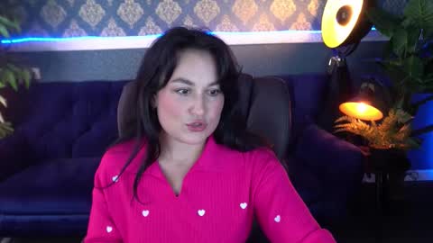 Lily online show from October 3, 1:27 pm