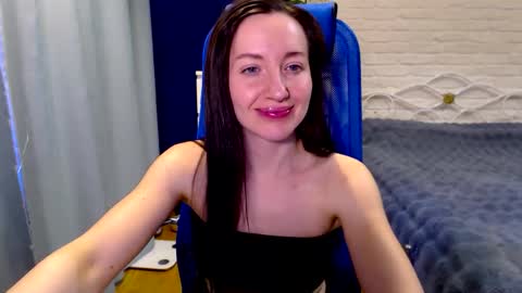 Lily online show from March 25, 9:56 am