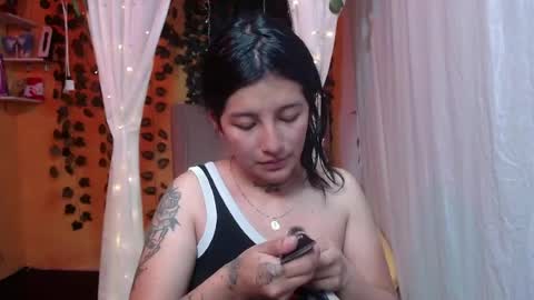 lilymoon_018 online show from May 16, 1:10 pm