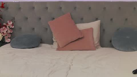      online show from April 11, 7:45 am