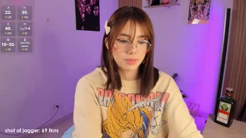 lily help me to collect more cosplay online show from October 27, 5:03 am