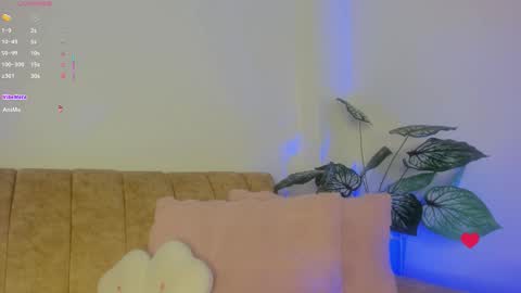 Lily  online show from November 25, 9:33 am