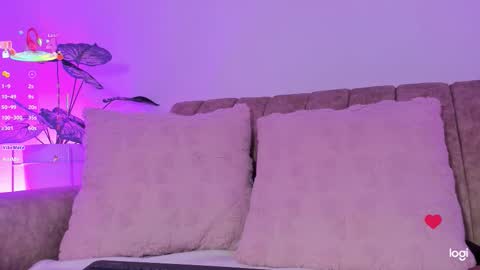 Lily  online show from September 12, 9:29 am