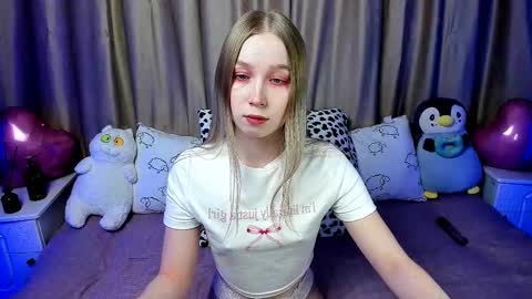 Lilian online show from February 14, 3:22 am