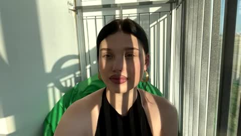 Lily online show from July 27, 3:09 pm