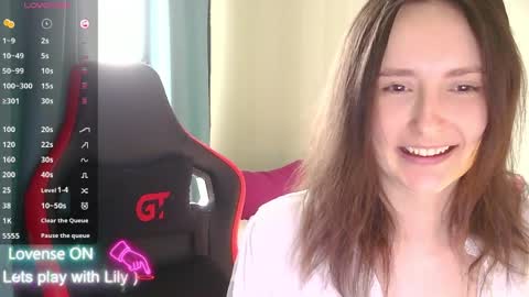 LilyXSky online show from April 2, 11:08 am