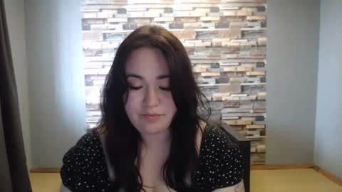 busty princess online show from April 12, 7:55 am