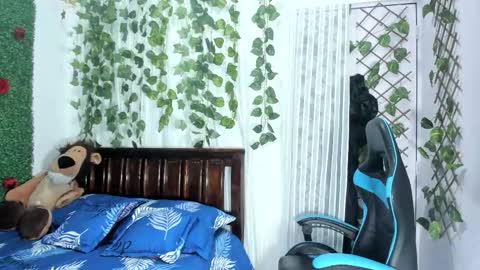 paola online show from January 18, 2:08 am