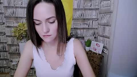 Lina online show from October 11, 8:30 am