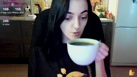 Lina 3  1715622743 online show from January 16, 8:33 am