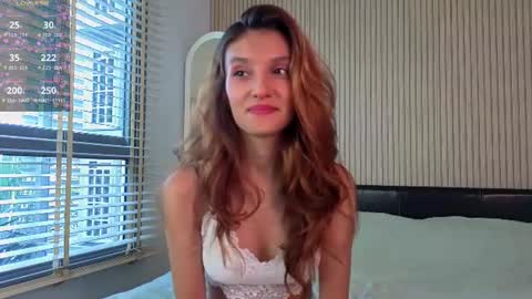 Lina online show from June 13, 2:09 am