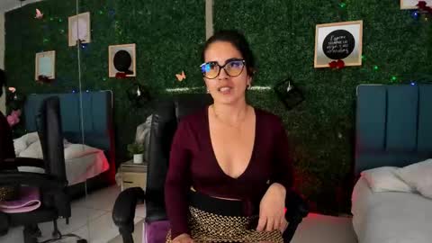 Lina  online show from November 20, 11:55 am