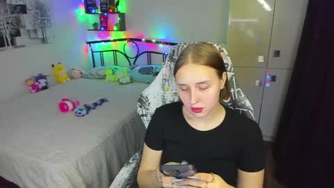 Lina online show from June 2, 10:44 pm