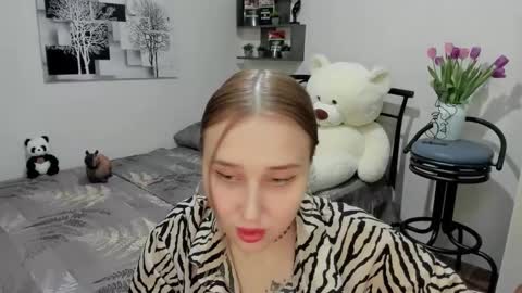 Lina online show from March 8, 9:51 pm