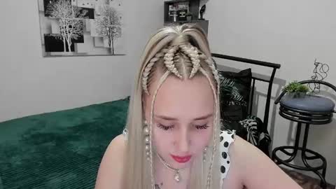 Lina online show from February 19, 8:52 pm