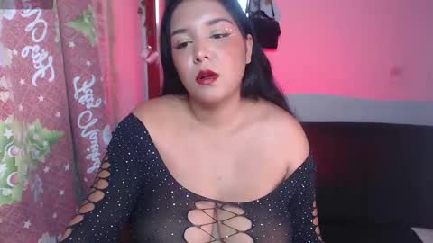 lincy_honeyy online show from November 22, 5:21 am