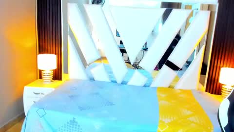  Linda  online show from September 19, 6:29 pm