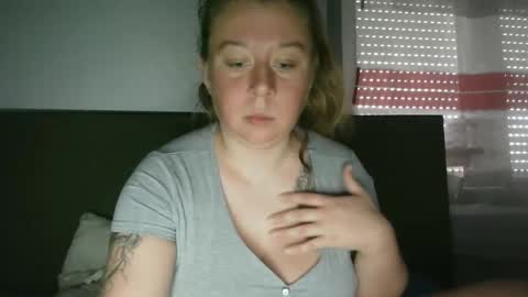 Linda online show from December 6, 10:05 am