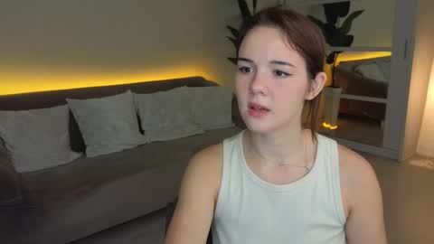 linda__robertz online show from September 14, 9:12 pm