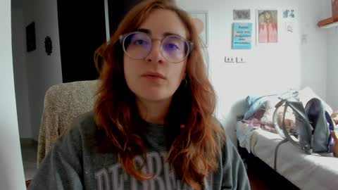 Giggles  online show from January 6, 5:06 pm